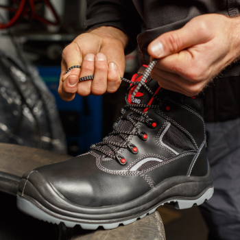 Art. 33221 - Scene 3